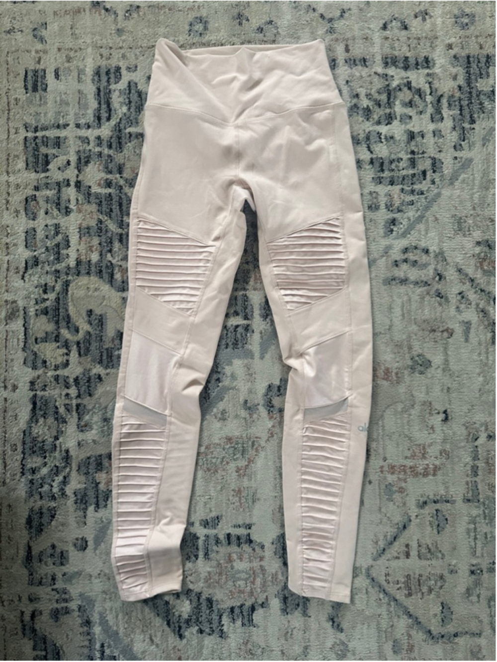 Women's Alo Yoga Light Pink Moto Leggings M